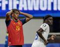 Tropieza Espa&ntilde;a en su debut