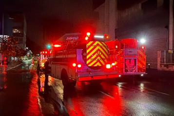 Evacuan a 702 personas por incendio en Pabell&oacute;n M