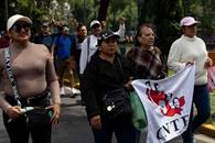 Mantiene CNTE plantón y anuncia nuevas protestas Mantiene CNTE plantón y anuncia nuevas protestas