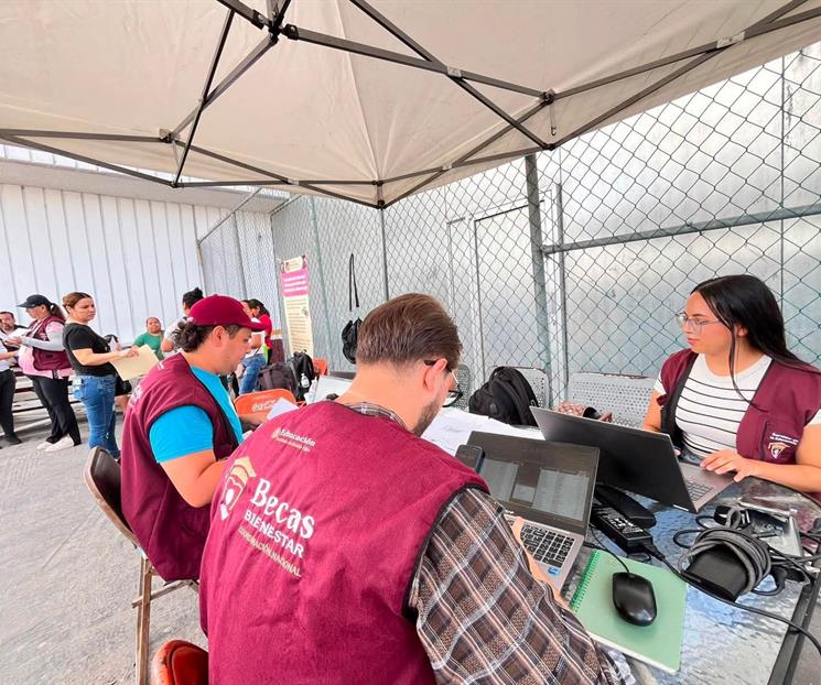 Tendr&aacute;n que esperar los que no obtuvieron beca &acute;Rita Cetina&acute;