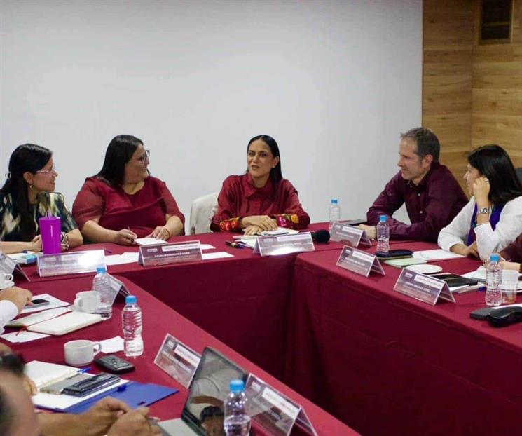 Irá Morena, PT y el Verde en coalición por 16 gubernaturas Irá Morena, PT y el Verde en coalición por 16 gubernaturas