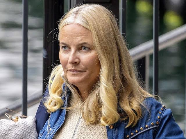 Recibe princesa Mette-Marit transplante de pulm&oacute;n