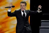 Hospitalizan a Luis Miguel por operaci&oacute;n en el coraz&oacute;n