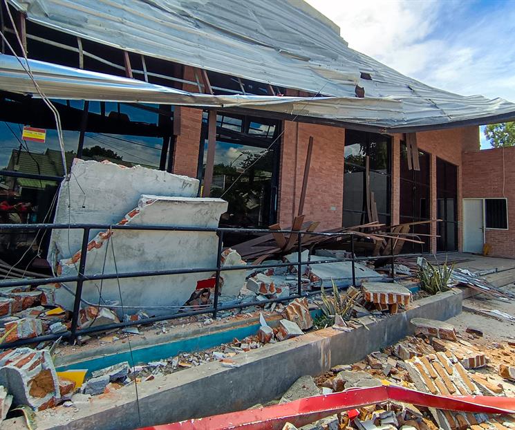 Deja un muerto terremoto de magnitud 6,7 en el centro de Indonesia