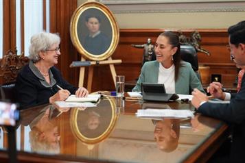 Sostiene Sheinbaum encuentro  con primera ministra de Barbados