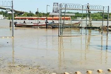 Investigan origen de mancha de hidrocarburo en el R&iacute;o P&aacute;nuco