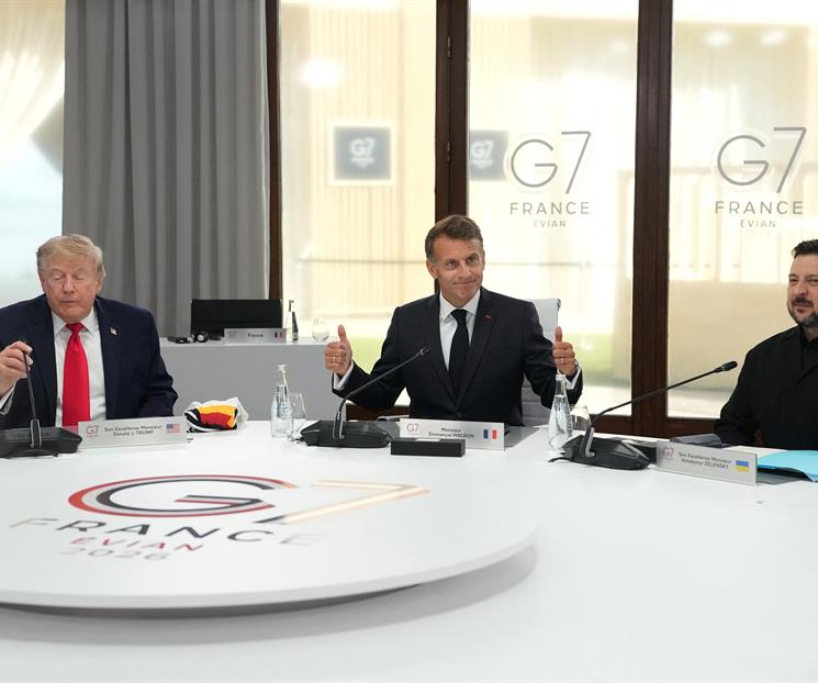 Zelenski discute resultados de cumbre del G7 con Macron y Trump