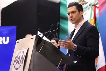 Ordena INE al PAN retirar 42 publicaciones contra Morena