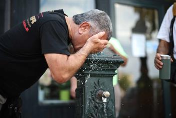 Provoca ola de calor primera muerte en Francia