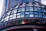Retrocede Bolsa Mexicana; Walmex, Alsea y Sigma encabezan bajas