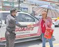 Sufre la Ciudad calor, caos vial y apagones