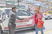 Sufre la Ciudad calor, caos vial y apagones