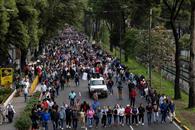CNTE cumple 19 d&iacute;as de huelga nacional; realizar&aacute;n marcha