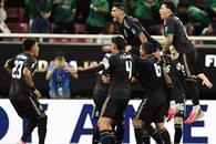 Luis Romo adelanta a M&eacute;xico