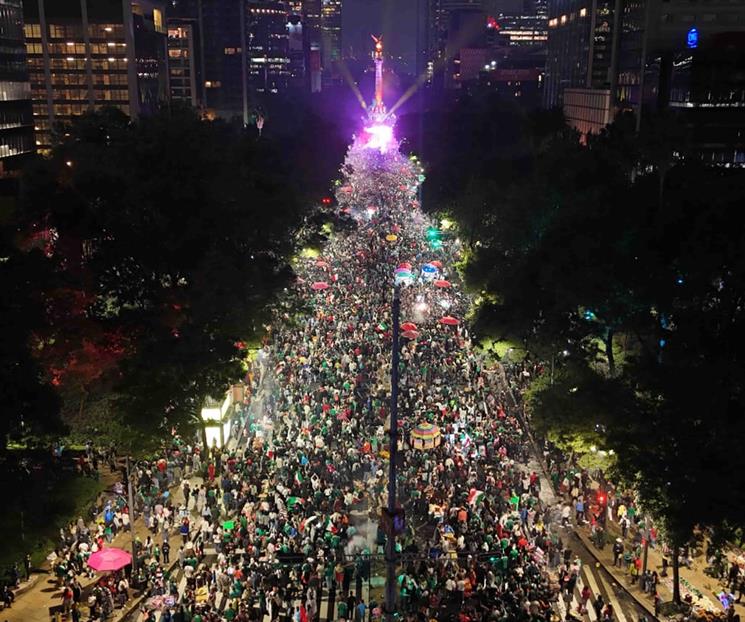 Expertos analizan fen&oacute;meno de los festejos masivos del Mundial