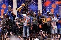 Desfila el campe&oacute;n Knicks