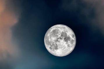 Luna de fresa 2026; &iquest;por qu&eacute; se llama as&iacute;?