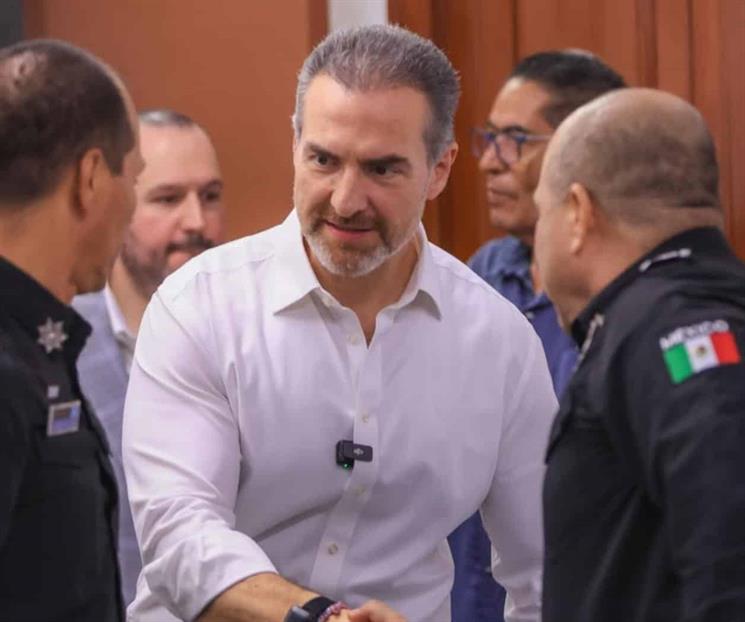 Adrián revisa operativo por Mundial y estragos climáticos Adrián revisa operativo por Mundial y estragos climáticos