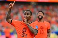 Derrota Pa&iacute;ses Bajos 5-1 a Suecia