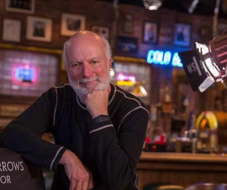 Muere James Burrows, director de Friends y Will & Grace Muere James Burrows, director de Friends y Will & Grace