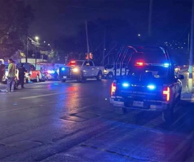 Gasean con gas pimienta a polic&iacute;a que acude a reporte