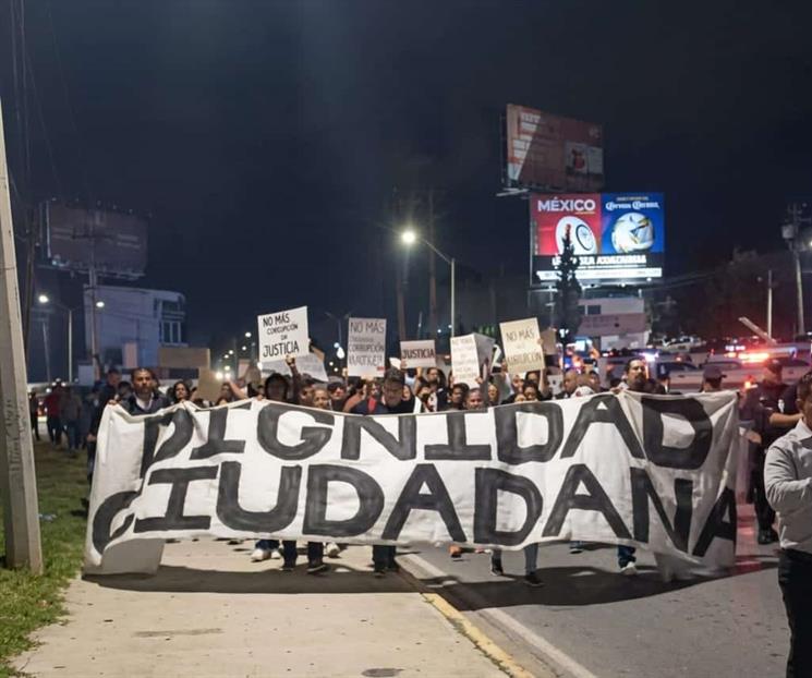 Evitan que protesta llegue al Estadio Monterrey
