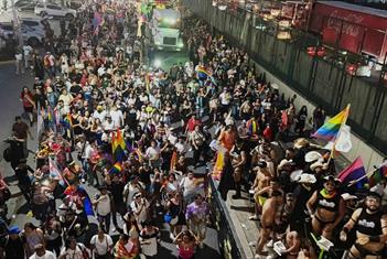 Acuden miles a Marcha de la Diversidad en Monterrey