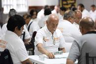 Celebra Secci&oacute;n 21 "Primer torneo magisterial de domino"