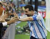 Anota Messi doblete y Argentina clasifica a la siguiente ronda Anota Messi doblete y Argentina clasifica a la siguiente ronda