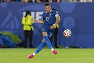 Mbapp&eacute;: &acute;No me fijo en lo que hace Messi