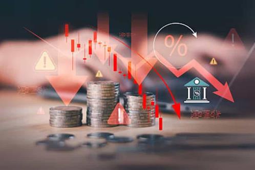 Empeoran expectativas de crecimiento del PIB para 2026