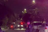 Balean casa y veh&iacute;culos en ri&ntilde;a