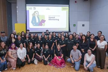 Conectan mujeres con sector empresarial en mentor&iacute;a acelerada