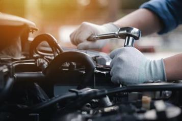 Gastan Mexicanos 15 mil pesos al a&ntilde;o en sus autos