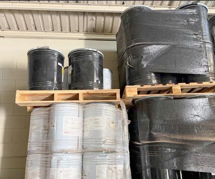 Aseguran m&aacute;s de 24 mil litros de metanfetamina l&iacute;quida en Sinaloa