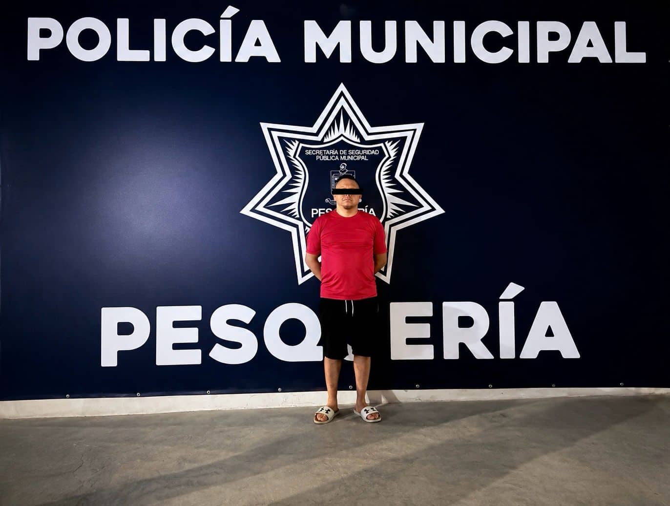 Elementos de la Secretar&iacute;a de Seguridad P&uacute;blica y Vialidad de Pesquer&iacute;a realizaron la detenci&oacute;n de un masculino por su probable participaci&oacute;n en el delito de violencia familiar, en la colonia Lomas de San Mart&iacute;n.