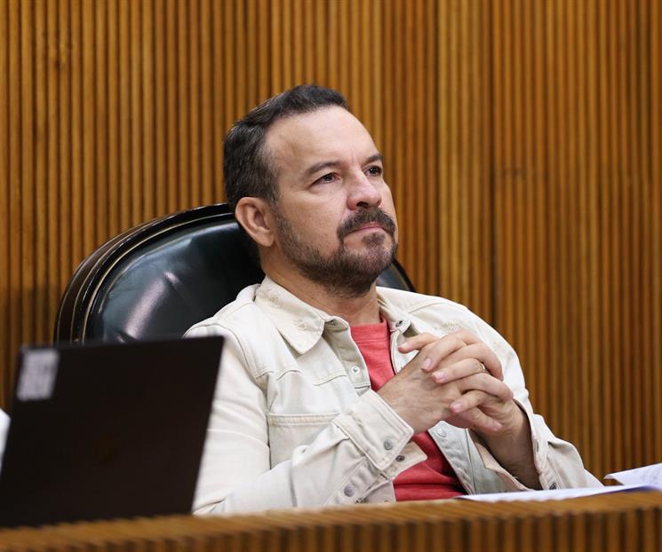 Busca MC regular jornadas laborales animales de carga