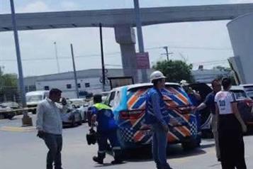 Evacuan a 550 personas por fuga de gas en plaza comercial