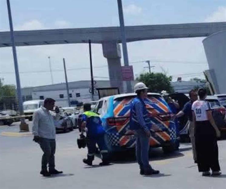 Evacuan a 550 personas por fuga de gas en plaza comercial