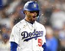 Conecta Betts jonr&oacute;n 300 en triunfo de los Dodgers
