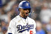 Conecta Betts jonr&oacute;n 300 en triunfo de los Dodgers