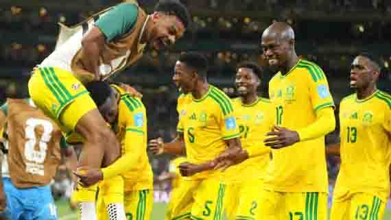Sud&aacute;frica, feliz de avanzar a segunda ronda