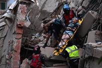 Golpean dos sismos a Venezuela; dejan 32 muertos