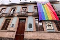Poetas aceptan di&aacute;logo sobre la Casa del Poeta