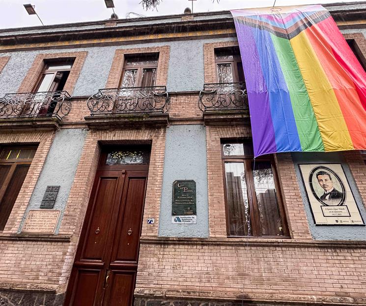 Poetas aceptan di&aacute;logo sobre la Casa del Poeta