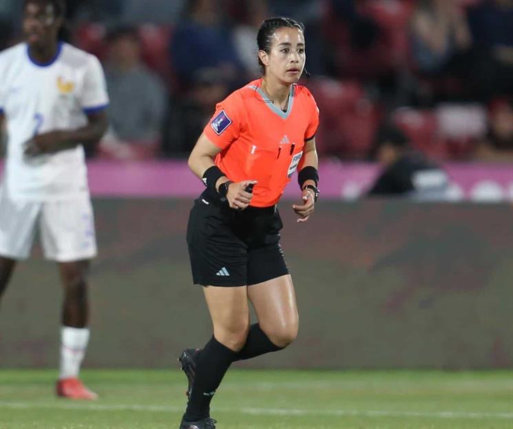 Katia Itzel hizo lucir a M&eacute;xico