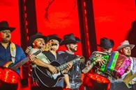 Re&uacute;ne Grupo Firme a m&aacute;s de 150 mil personas en Fan Fest Monterrey