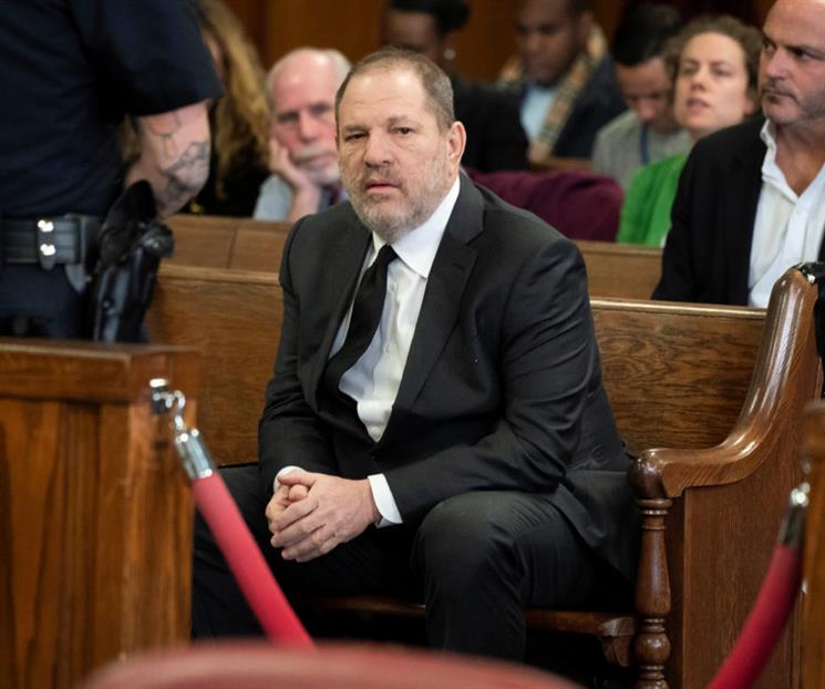 Denunciante retira cargo de violaci&oacute;n contra Harvey Weinstein