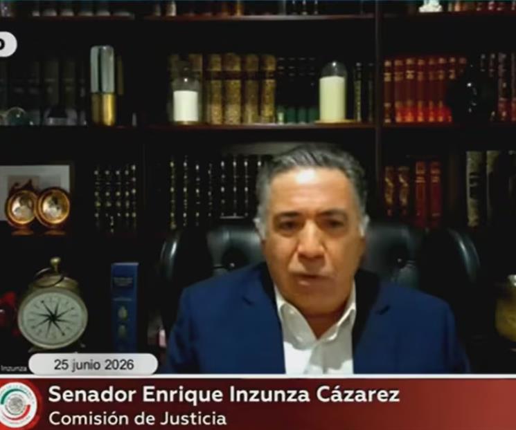 Tras m&aacute;s de 55 d&iacute;as reaparece Inzunza en sesi&oacute;n legislativa