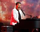 Preocupa Lionel Richie tras sufrir mareo en pleno concierto